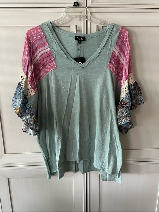 Gigio Tops - GGO Mint Green V-Neck Tunic with Pink & Multi-Print Flutter Sleeves